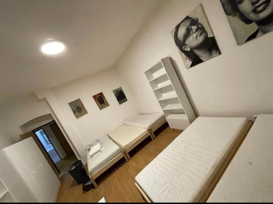 Red&Black Apartment City Centr, Na Hradbach 118 Ostrava