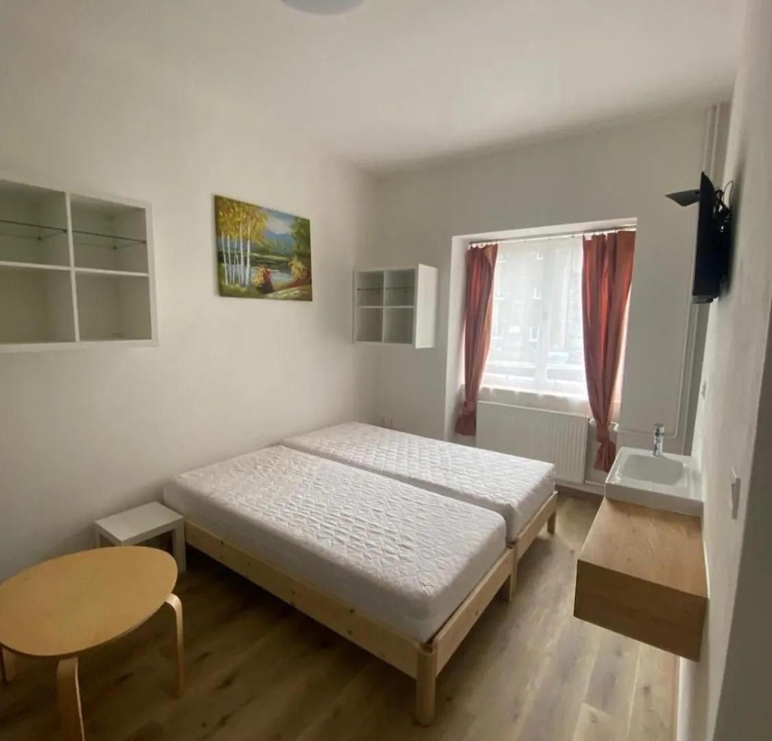 Red&Black Apartment City Centr, Na Hradbach 118 Ostrava Csehország