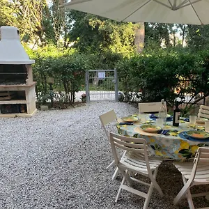 Casa Nel A 300 Mt Dal Mare A Appartamento Castiglioncello