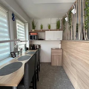  Apartman Jobarat Szallashely Magyarország